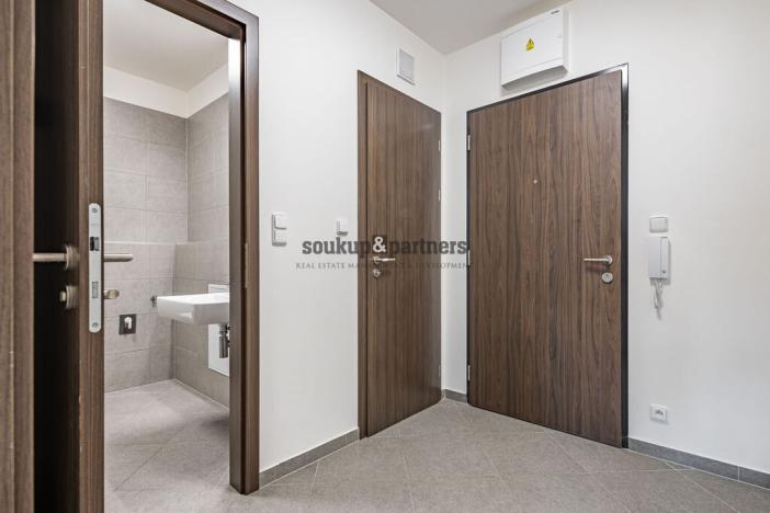 Prodej bytu 2+kk, Praha - Hlubočepy, náměstí Olgy Scheinpflugové, 45 m2