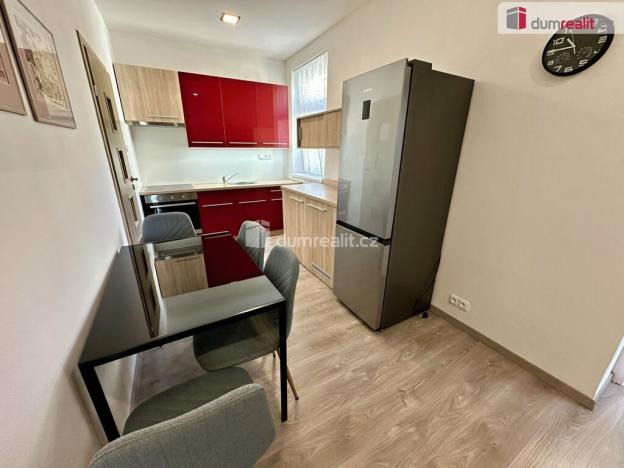 Prodej bytu 2+1, Luhačovice, Josefa Černíka, 44 m2