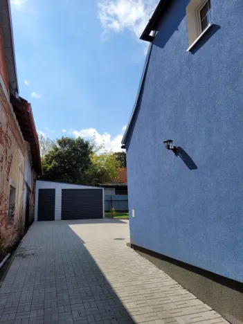 Prodej rodinného domu, Vroutek, Kryrská, 300 m2