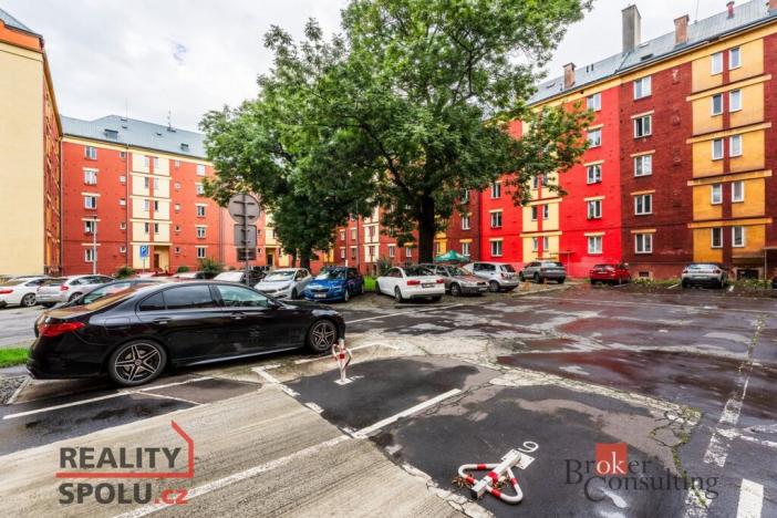 Prodej bytu 2+1, Ostrava, 28. října, 42 m2