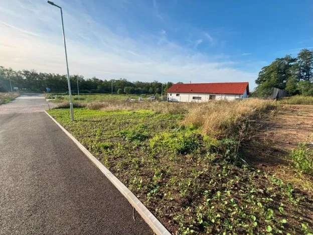 Prodej pozemku pro bydlení, Veltrusy, U Střelnice, 673 m2