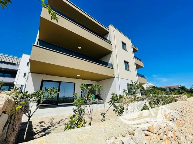 Prodej bytu 3+kk, Novalja, Chorvatsko, 70 m2