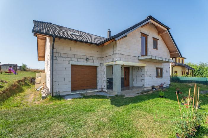 Prodej rodinného domu, Dlouhá Lhota, 203 m2