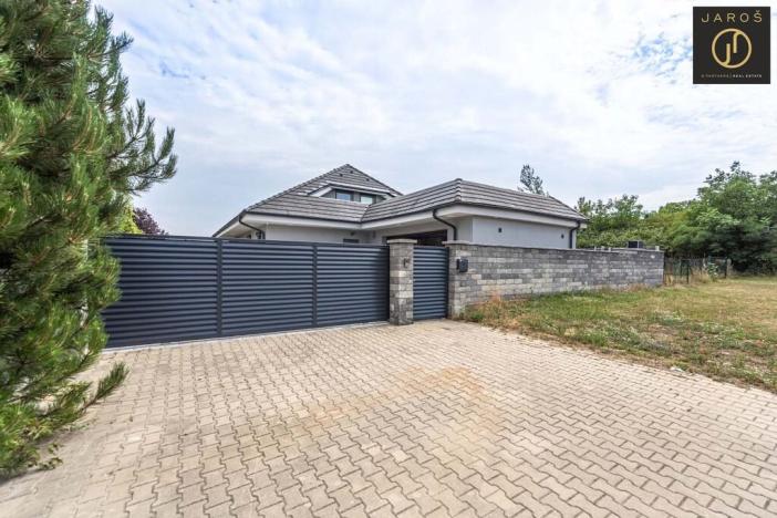 Prodej rodinného domu, Buštěhrad, Břízová, 250 m2