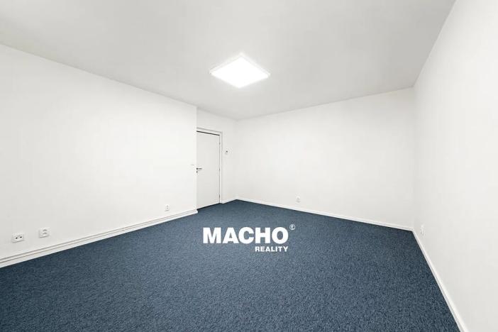 Pronájem bytu 2+1, Praha - Michle, Na dědinách, 50 m2