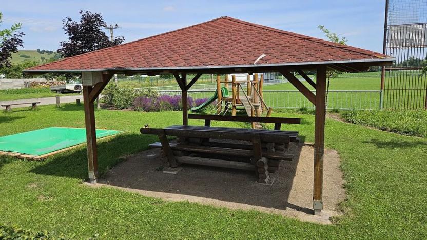 Prodej pozemku pro bydlení, Pouzdřany, Sklepní, 521 m2