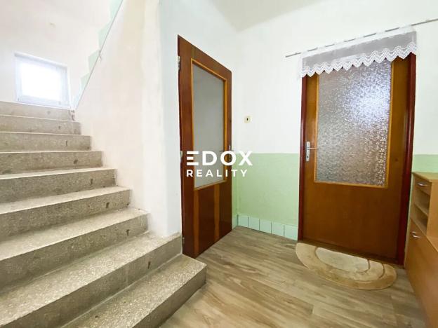 Prodej rodinného domu, Mišovice, 240 m2