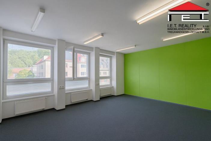 Pronájem kanceláře, Brno, Kroftova, 39 m2