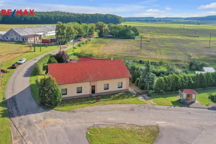 Prodej rodinného domu, Radostov, 187 m2