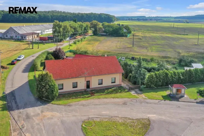 Prodej rodinného domu, Radostov, 187 m2