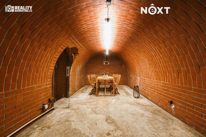 Prodej rodinného domu, Moravany, V Jámách, 382 m2