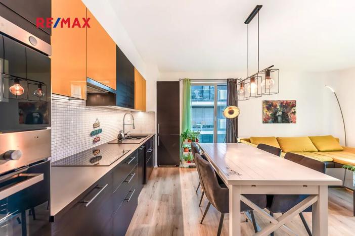 Prodej bytu 3+kk, Praha - Malešice, Počernická, 83 m2