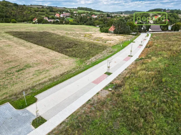 Prodej pozemku pro bydlení, Vonoklasy, Mořinská, 1530 m2
