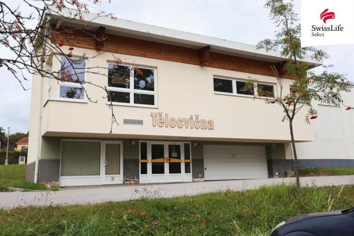 Prodej bytu 3+1, Nové Hrady, Zahradní čtvrť, 71 m2