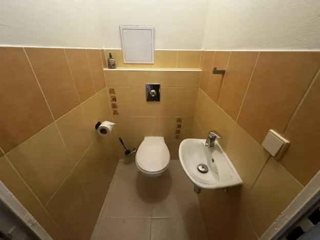 Pronájem bytu 3+1, Praha - Vršovice, V předpolí, 76 m2