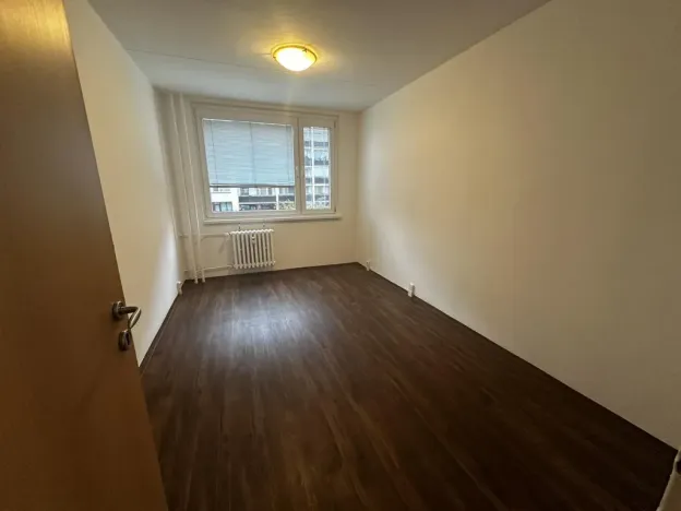 Pronájem bytu 3+1, Praha - Vršovice, V předpolí, 76 m2