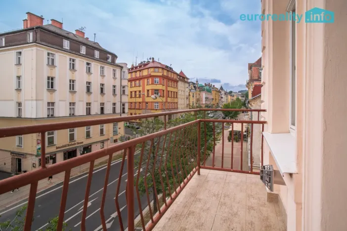 Prodej bytu 1+1, Mariánské Lázně, Hlavní třída, 35 m2