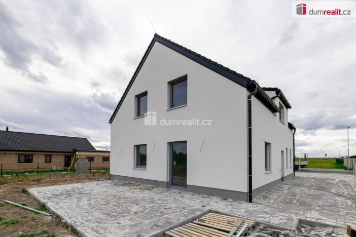 Prodej rodinného domu, Lužná, Jižní, 165 m2