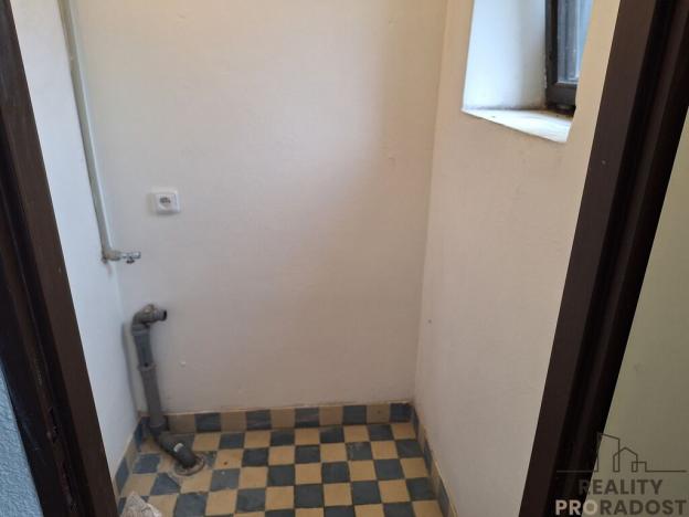 Pronájem bytu 1+1, Děčín, Horská, 38 m2