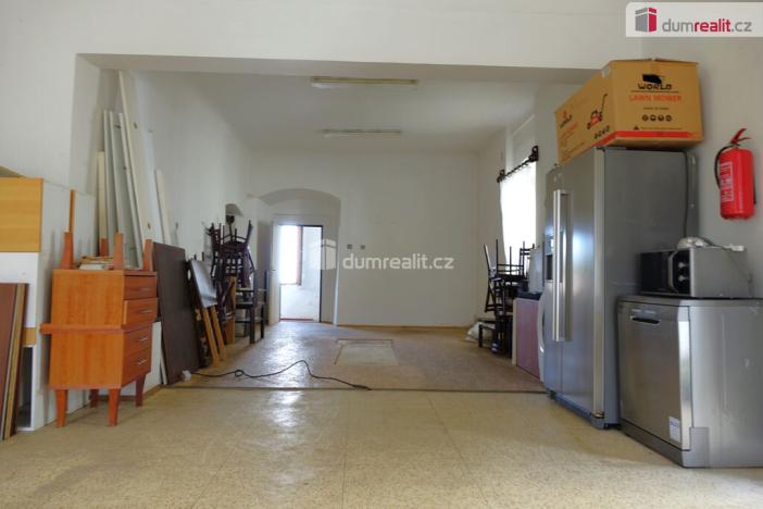 Pronájem skladu, Louňovice pod Blaníkem, U Pivovaru, 107 m2