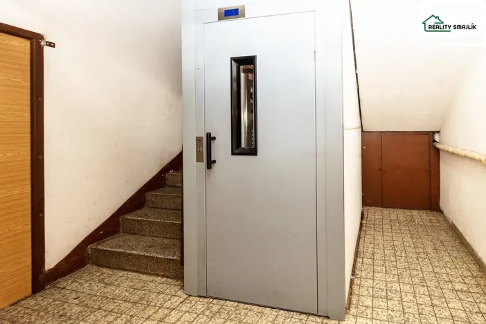 Prodej bytu 3+1, Cheb, Dvořákova, 74 m2