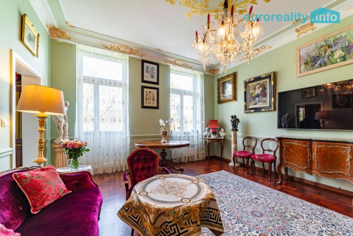 Prodej bytu 3+1, Mariánské Lázně, Anglická, 105 m2