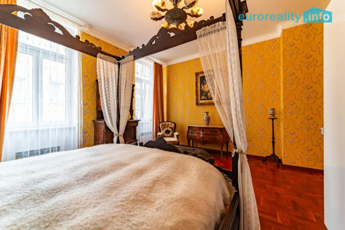 Prodej bytu 3+1, Mariánské Lázně, Anglická, 105 m2