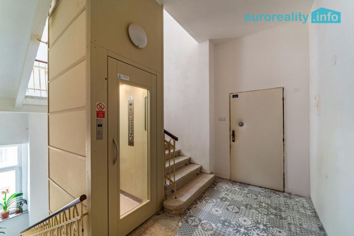 Prodej bytu 3+1, Mariánské Lázně, Anglická, 105 m2