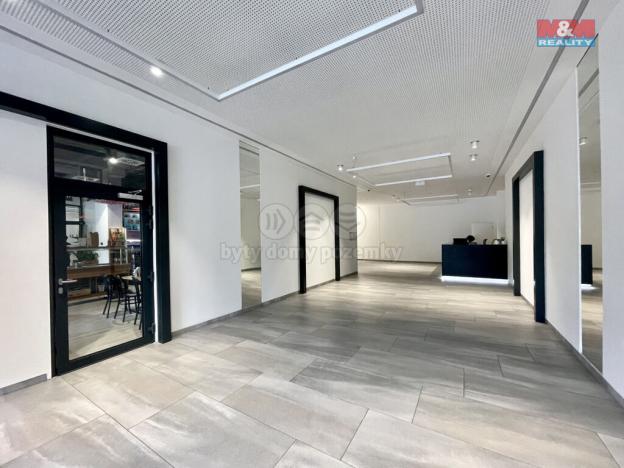 Pronájem obchodního prostoru, Brno - Lesná, Okružní, 275 m2