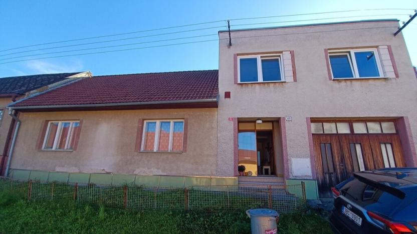 Prodej rodinného domu, Střílky, Hradská, 228 m2