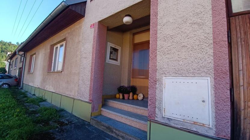 Prodej rodinného domu, Střílky, Hradská, 228 m2