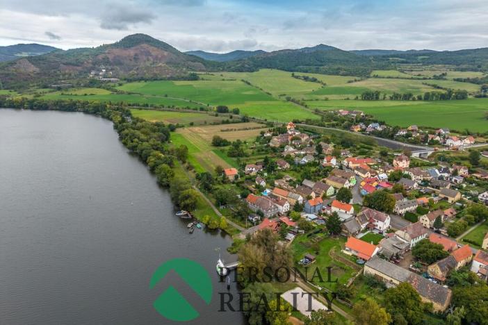 Prodej rodinného domu, Libochovany, 270 m2