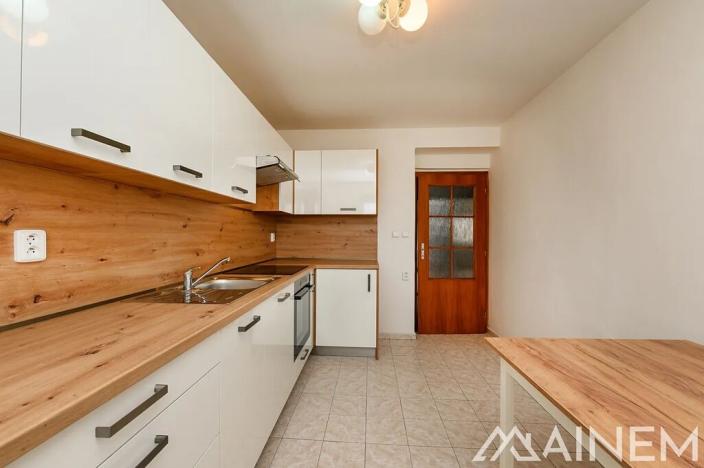 Pronájem bytu 3+1, Plzeň, Slovanská, 68 m2