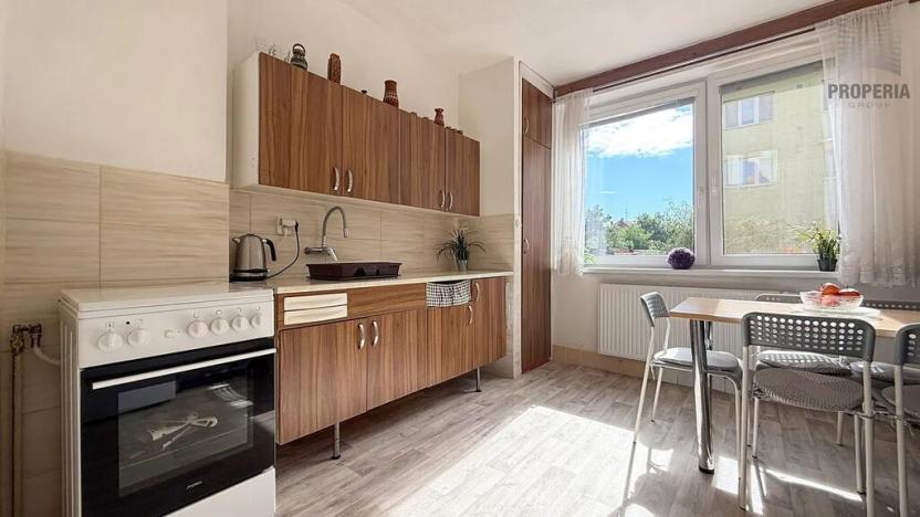 Prodej bytu 3+1, Slavkov u Brna, sídliště Nádražní, 88 m2