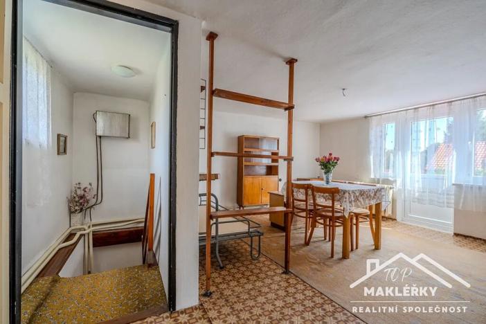 Prodej rodinného domu, Radim, 213 m2