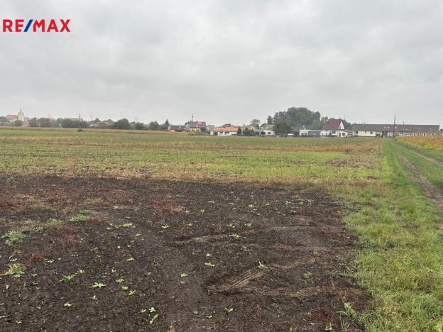 Prodej pole, Vrbovec, 14681 m2