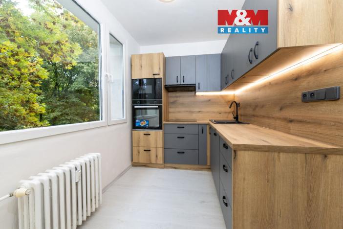 Prodej bytu 3+1, Chomutov, 17. listopadu, 78 m2