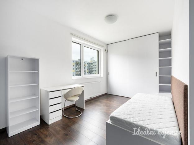 Pronájem bytu 3+kk, Praha - Modřany, Fikerova, 87 m2