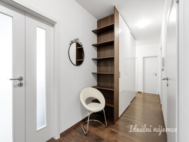 Pronájem bytu 3+kk, Praha - Modřany, Fikerova, 87 m2