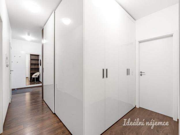 Pronájem bytu 3+kk, Praha - Modřany, Fikerova, 87 m2