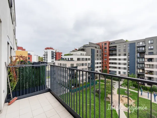 Pronájem bytu 3+kk, Praha - Modřany, Fikerova, 87 m2