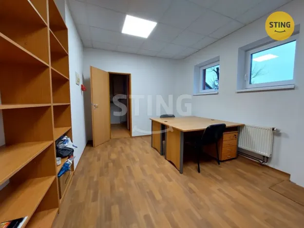 Pronájem obchodního prostoru, Jihlava, Demlova, 140 m2