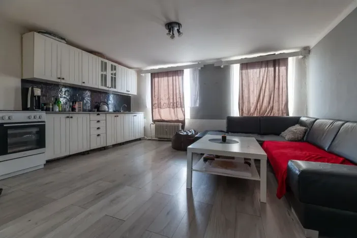 Prodej rodinného domu, Pchery - Humny, Husova, 180 m2