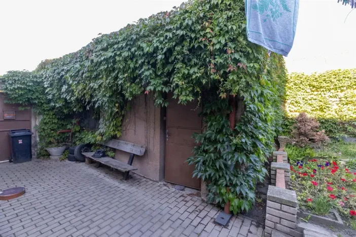 Prodej rodinného domu, Pchery - Humny, Husova, 180 m2