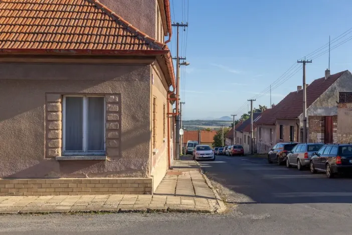 Prodej rodinného domu, Pchery - Humny, Husova, 180 m2