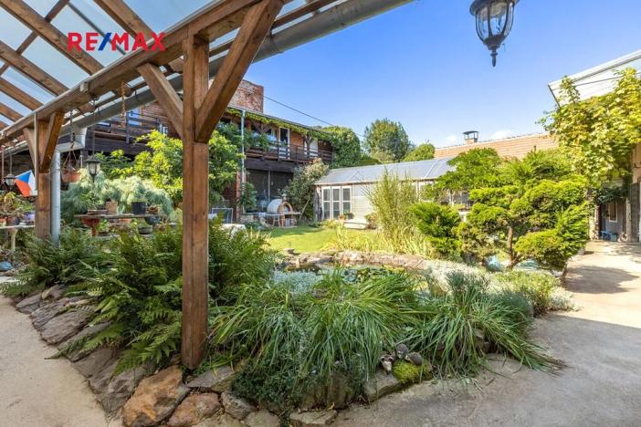 Prodej rodinného domu, Obora, 900 m2