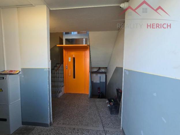 Prodej bytu 4+1, Jirkov, 92 m2