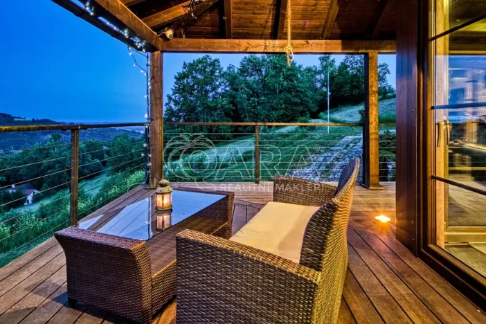 Prodej rodinného domu, Vrchlabí - Hořejší Vrchlabí, 429 m2