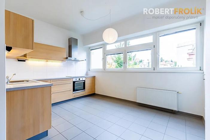 Pronájem bytu 4+1, Praha - Dejvice, Kladenská, 125 m2