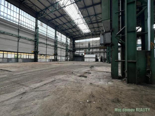 Pronájem skladu, Praha - Libeň, Lisabonská, 2400 m2